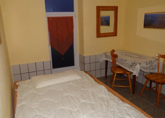 1 Bedroom Lovely In